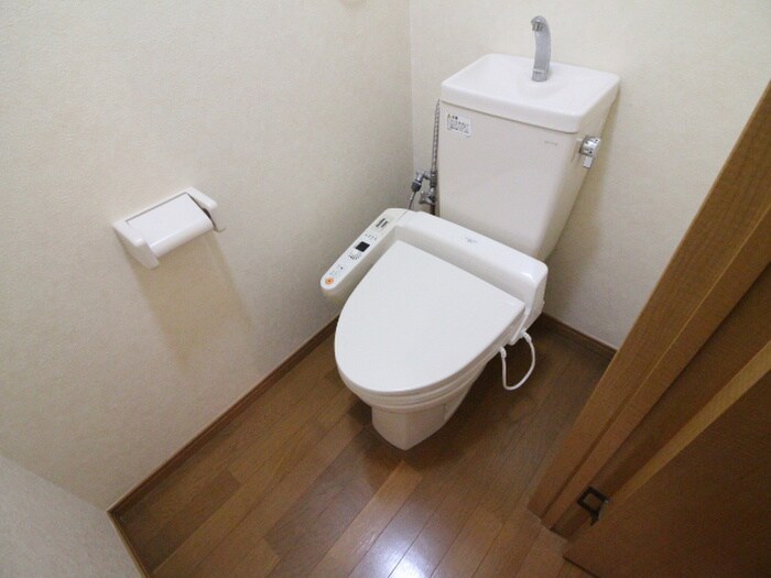 物件内観写真14　(トイレ)