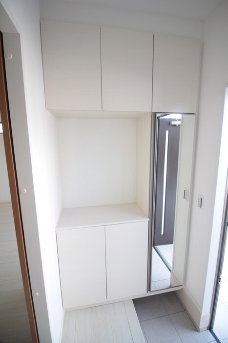 物件内観写真18　(靴箱)