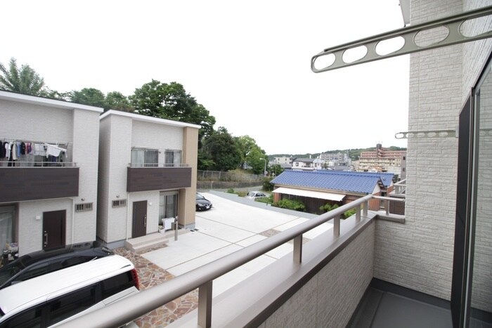 物件内観写真20　(室内からの展望)