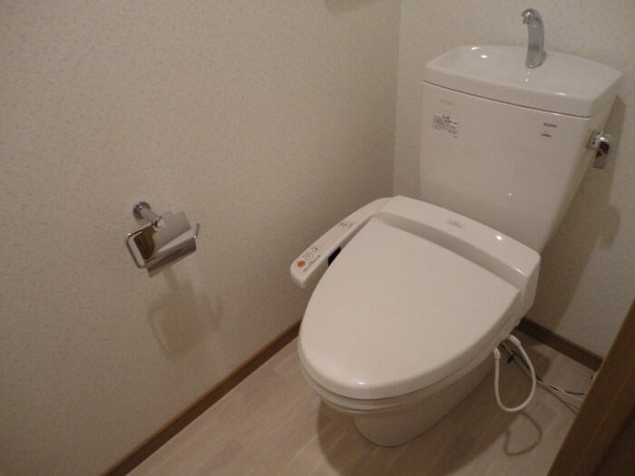 物件内観写真14　(トイレ)