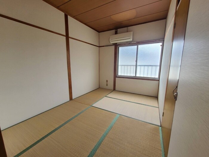 物件内観写真6　(居室)