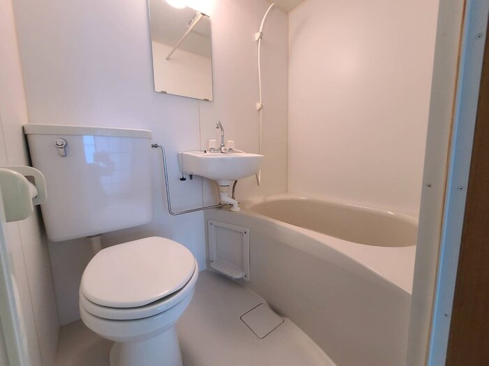 物件内観写真9　(バス／シャワールーム等)