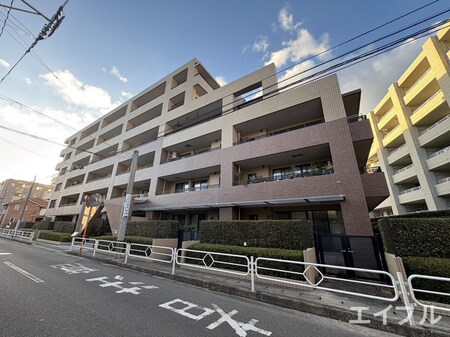 ﾗｲｵﾝｽﾞﾏﾝｼｮﾝ春日原南町（102）外観写真