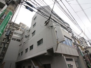西ビル外観写真