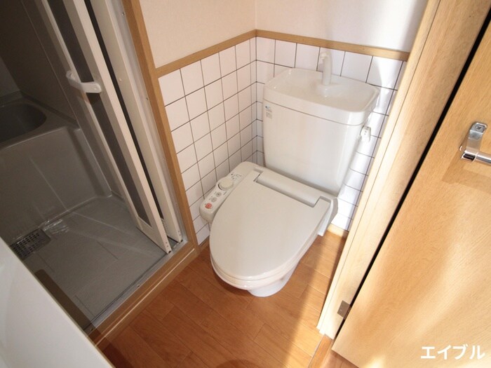 物件内観写真13　(トイレ)