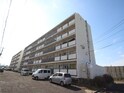 ヴィラナリー中間1号棟