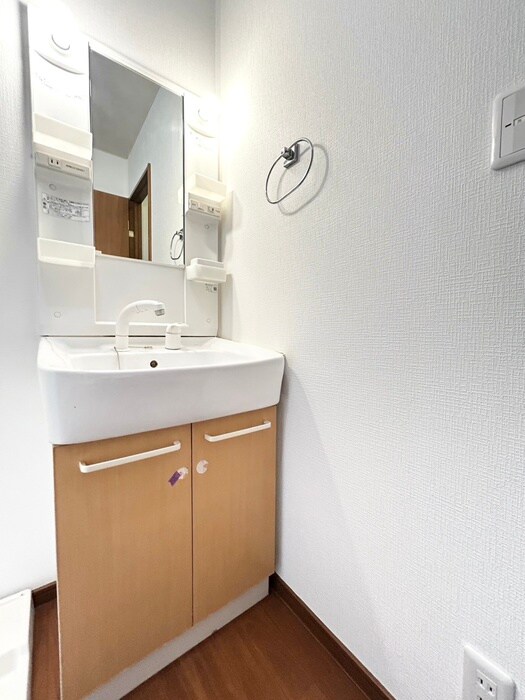 物件内観写真6　(洗面)