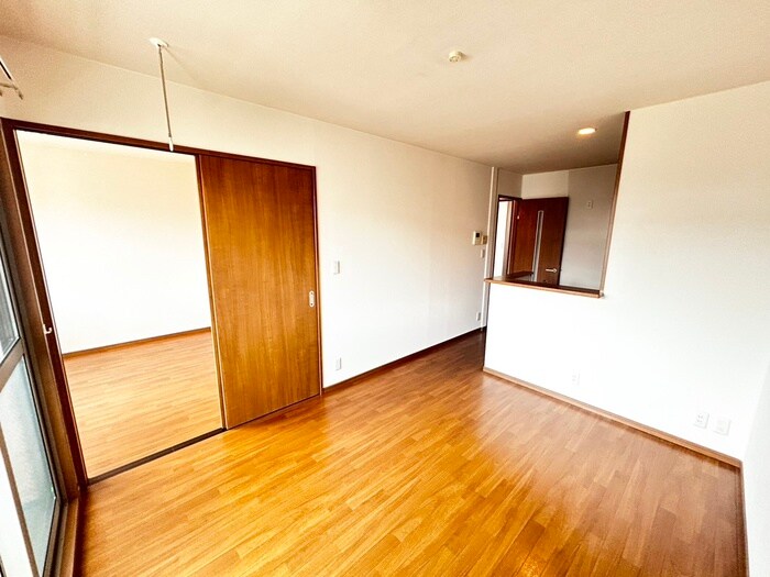 物件内観写真11　(居室)