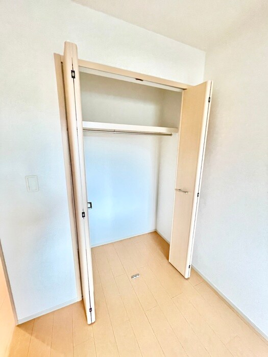 物件内観写真11　(収納)