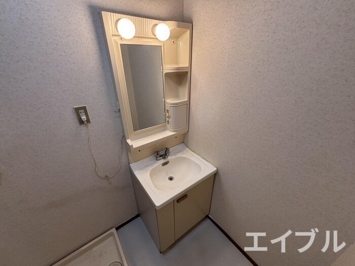 物件内観写真12　(洗面)