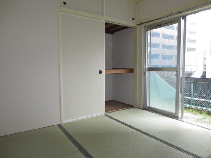 物件内観写真16　(居室)