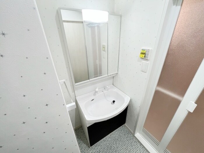 物件内観写真6　(洗面)