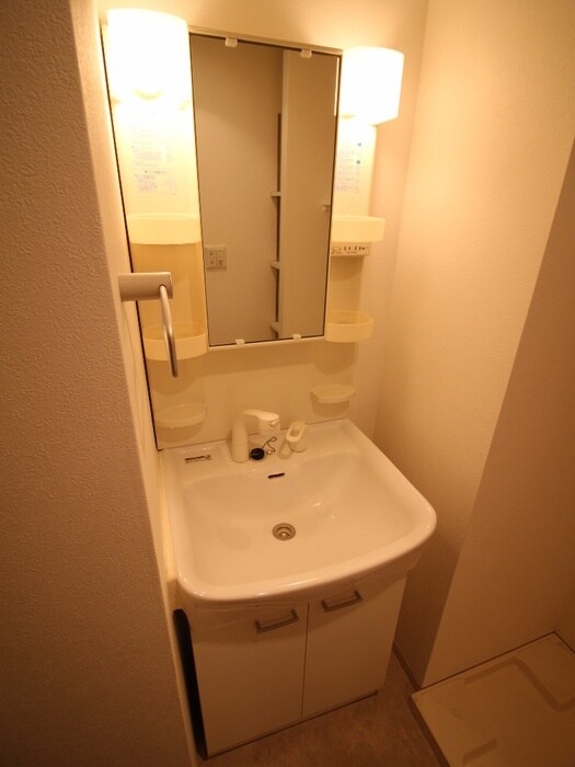 物件内観写真12　(洗面)