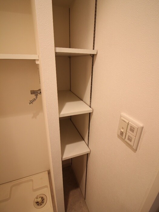 物件内観写真19　(収納)