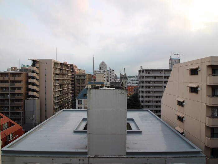 物件内観写真22　(室内からの展望)