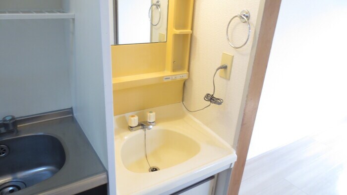 物件内観写真9　(洗面)