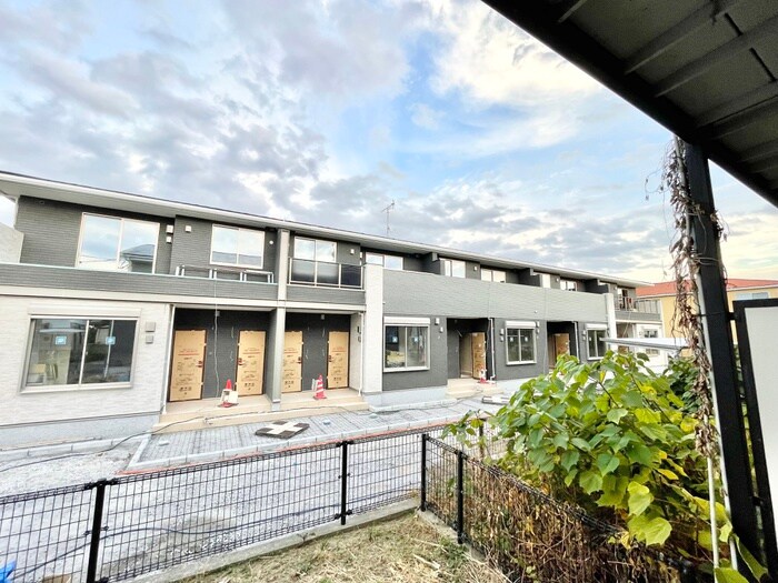 物件内観写真11　(室内からの展望)