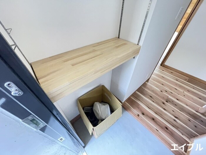 物件内観写真14　(靴箱)