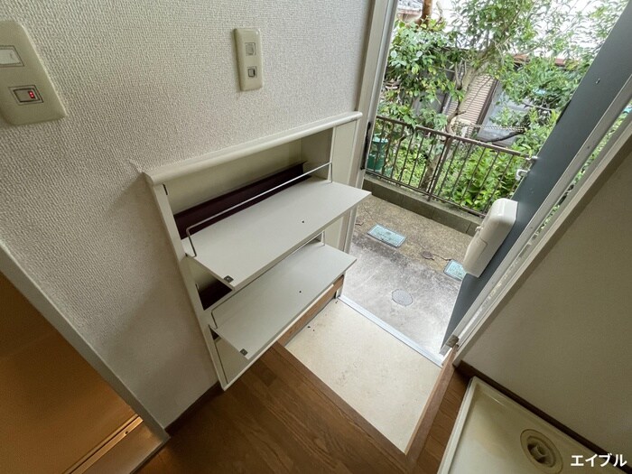 物件内観写真17　(靴箱)