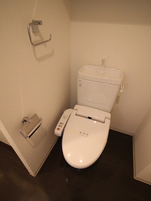 物件内観写真14　(トイレ)