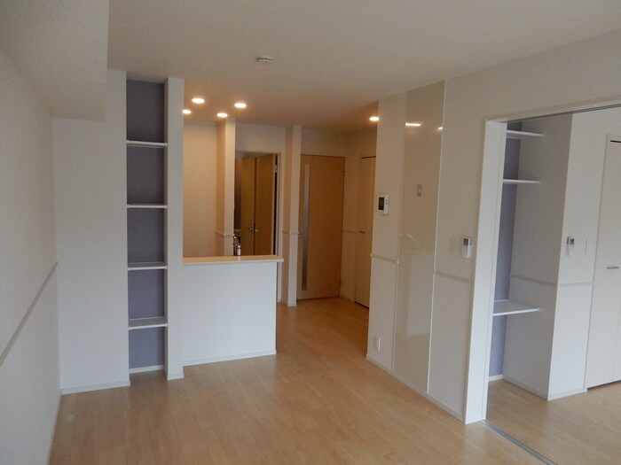 物件内観写真3　(居室)