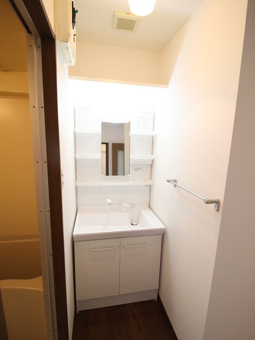 物件内観写真10　(洗面)