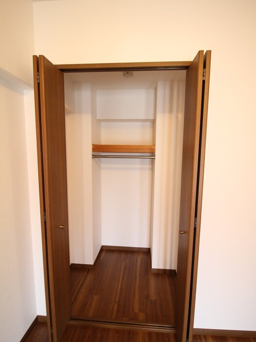 物件内観写真13　(収納)