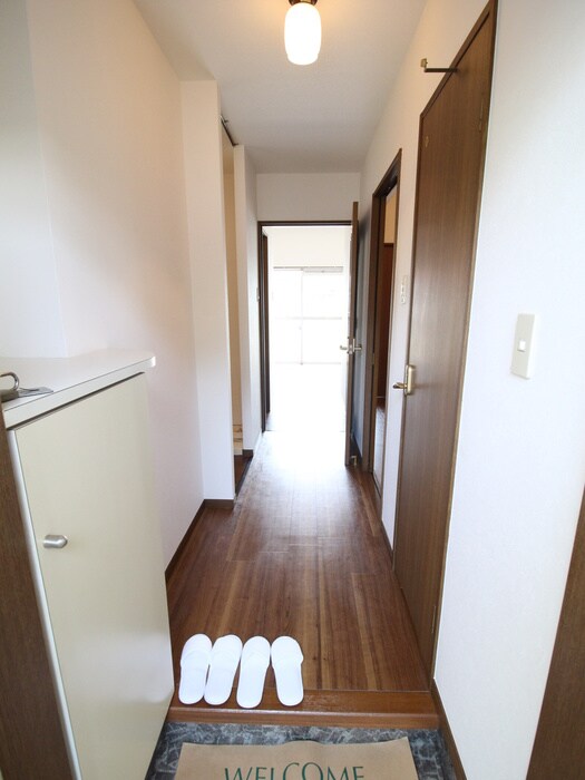物件内観写真16　(玄関)