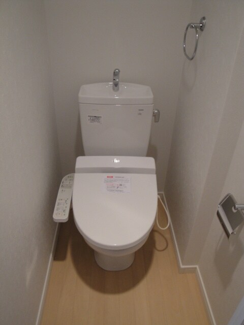 物件内観写真10　(トイレ)