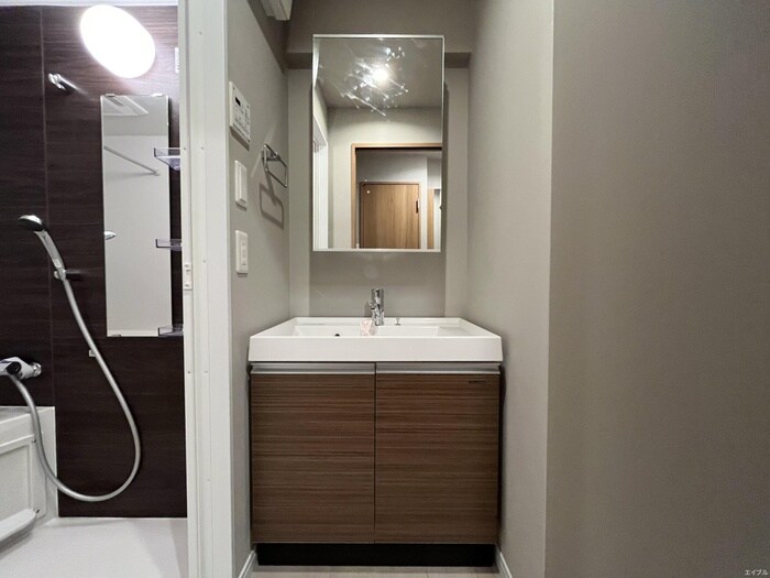 物件内観写真13　(洗面)