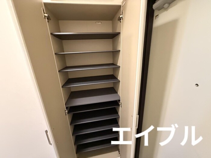 物件内観写真14　(靴箱)