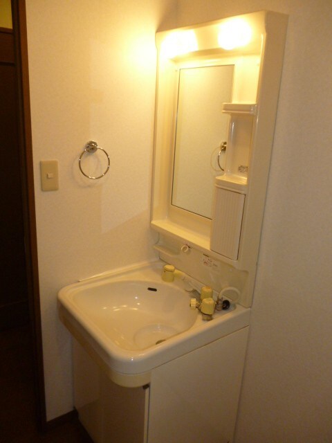 物件内観写真11　(洗面)