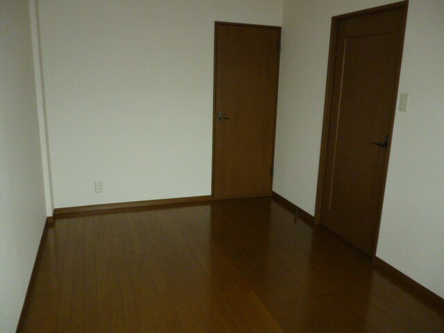 物件内観写真12　(居室)