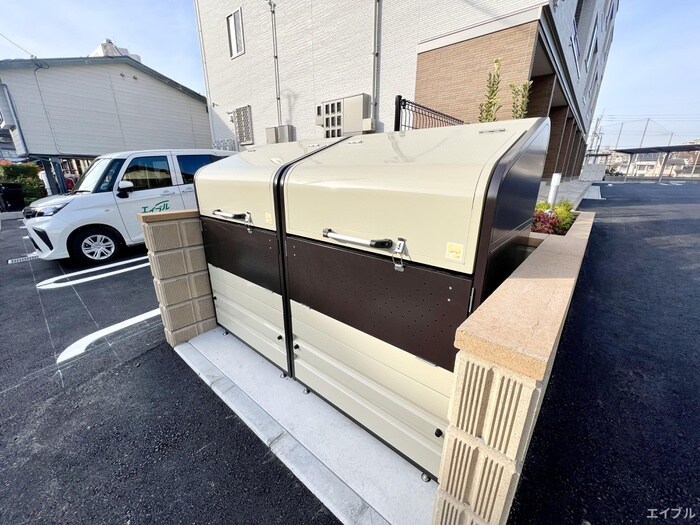 物件外観写真6　(建物設備)