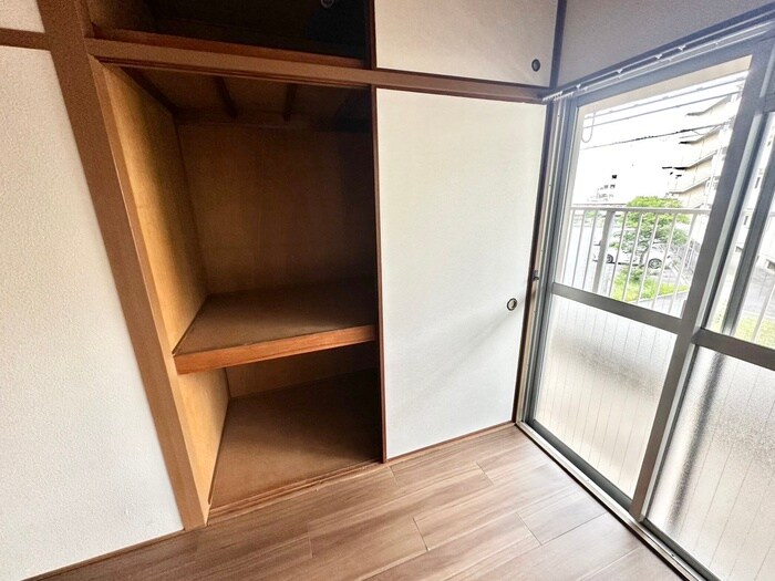 物件内観写真16　(収納)