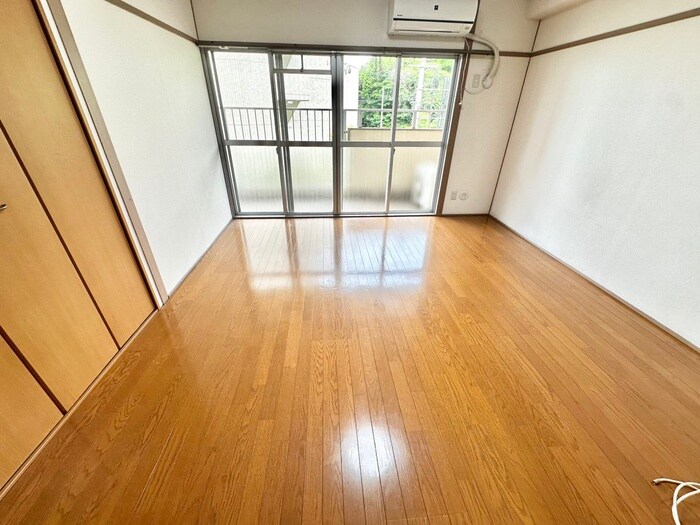 物件内観写真18　(居室)