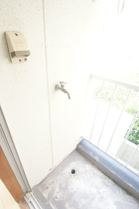 物件内観写真9　(洗濯機置場)