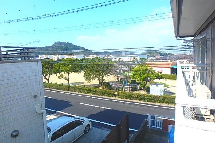 物件内観写真9　(室内からの展望)