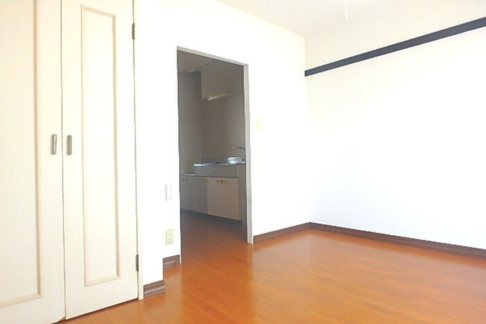 物件内観写真13　(居室)