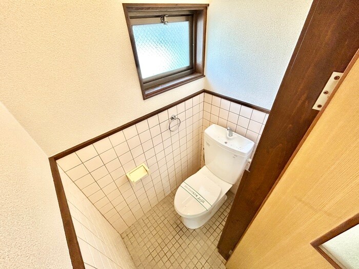 物件内観写真10　(トイレ)