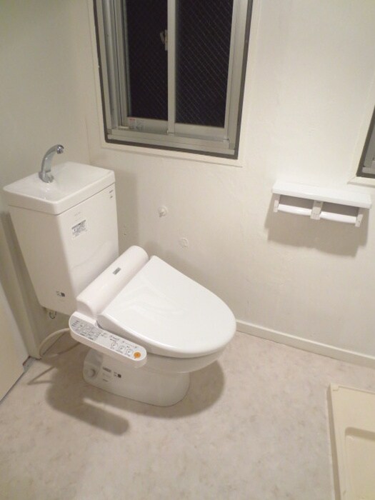 物件内観写真10　(トイレ)