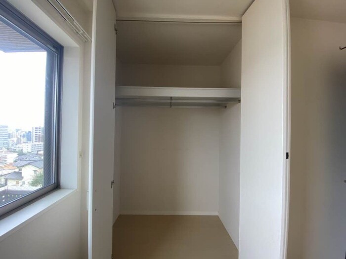 物件内観写真12　(収納)