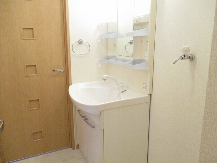 物件内観写真9　(洗面)