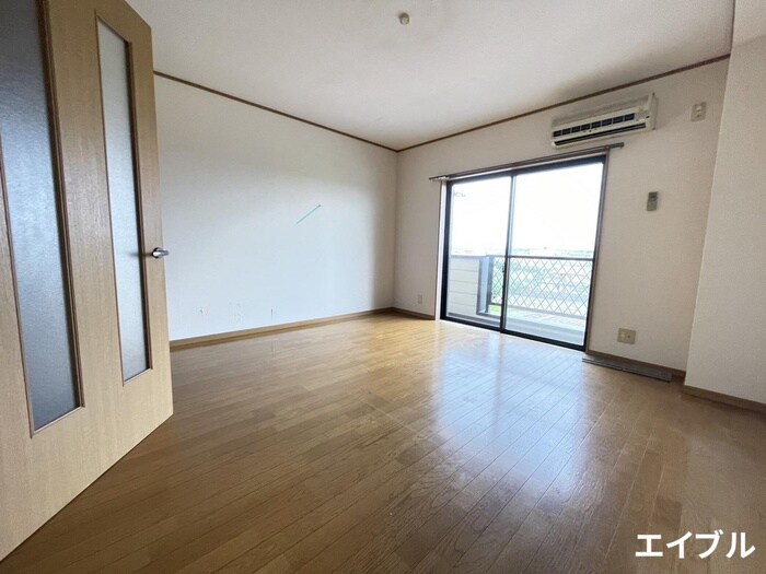 物件内観写真7　(居室)