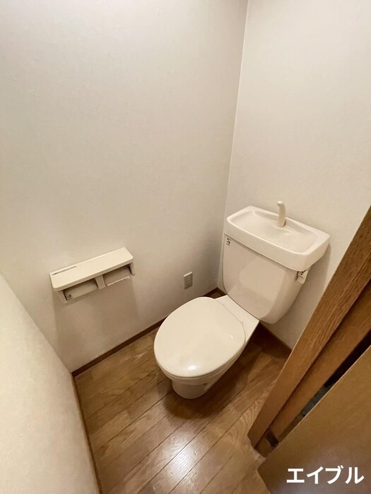 物件内観写真8　(トイレ)