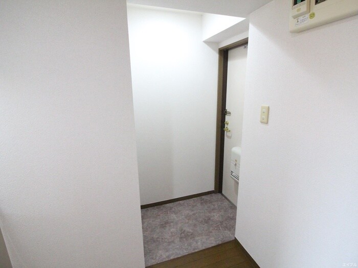 物件内観写真22　(廊下)