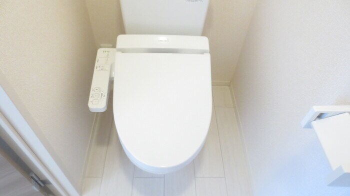 物件内観写真9　(トイレ)