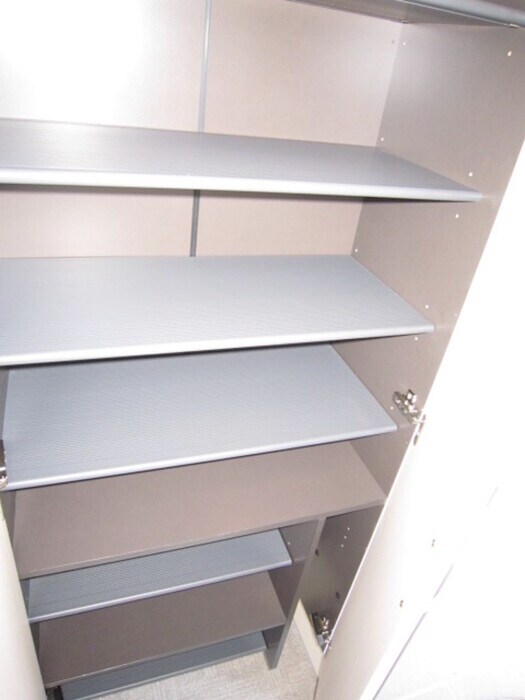 物件内観写真15　(靴箱)