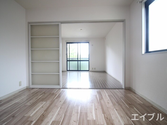 物件内観写真6　(居室)