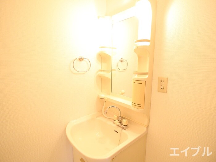 物件内観写真11　(洗面)